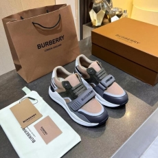 Burberry Low Shoes